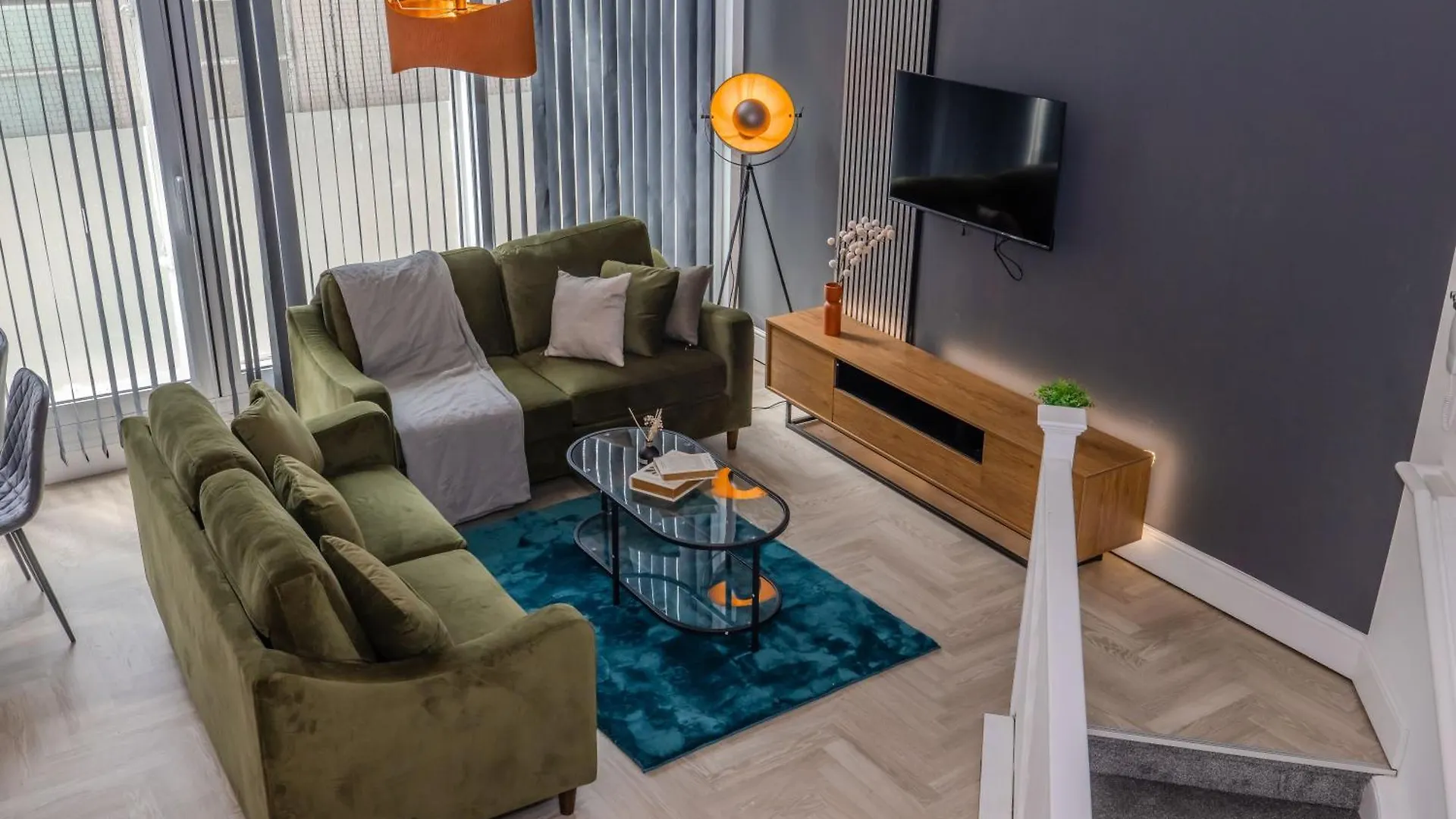 Super Central 3 Bedroom Flat Next To Brighton Beach & Shopping Center Sleep 10 Guests 아파트