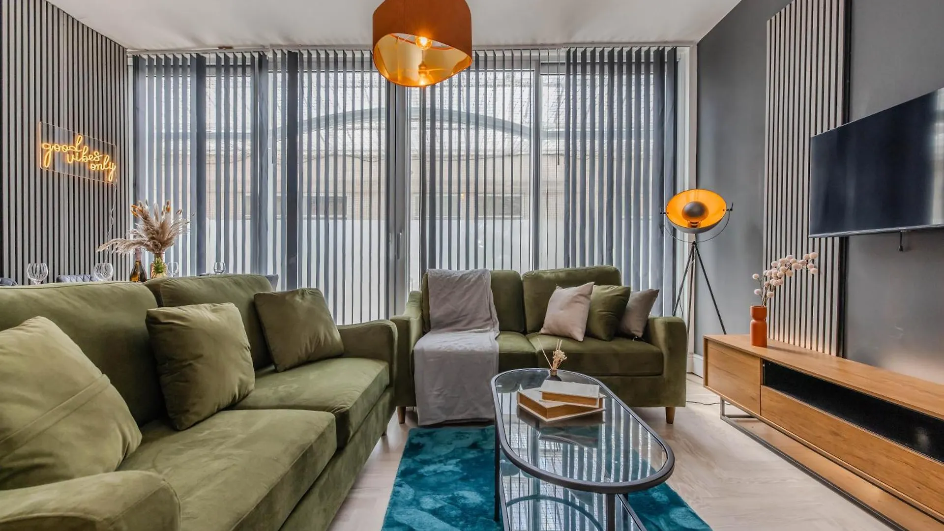 아파트 Super Central 3 Bedroom Flat Next To Brighton Beach & Shopping Center Sleep 10 Guests